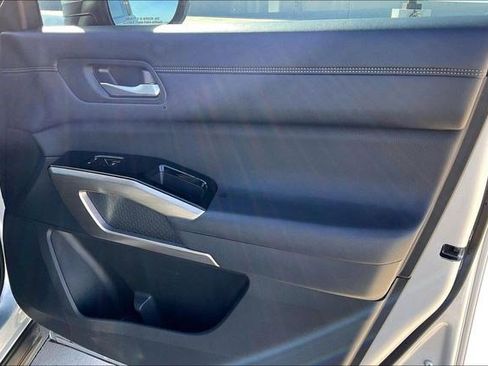 Used 2022 Nissan Pathfinder Platinum w/ Cargo Package image 29