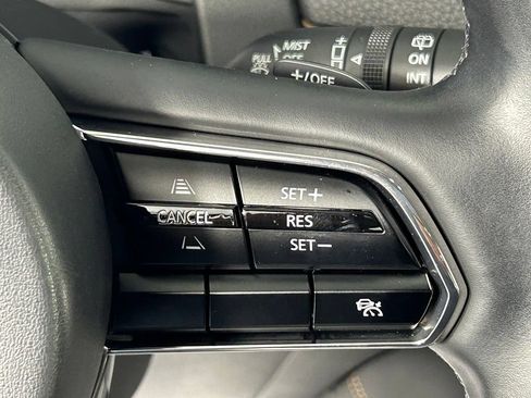 Used 2024 MAZDA CX-90 Plug-In Hybrid w/ Preferred AWD/4WD image 32