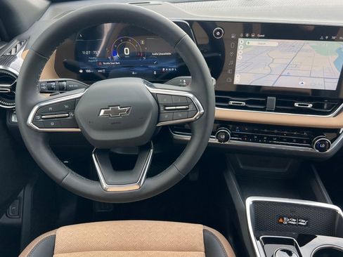 New 2026 Chevrolet Equinox ACTIV w/ Convenience Package III image 11