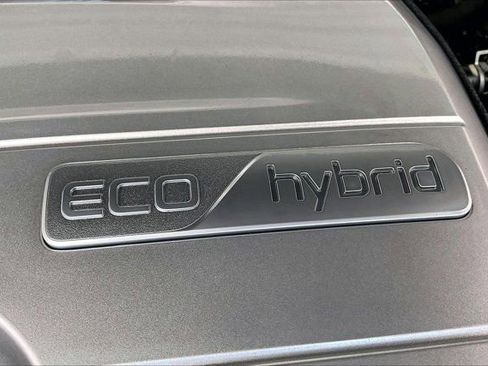 Used 2017 Kia Optima Premium w/ Hybrid Convenience Package image 32