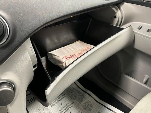 Used 2013 Toyota Highlander Plus w/ Protection Pkg image 43