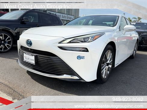 Used 2021 Toyota Mirai XLE w/ Advanced Technology Package RWD image 1