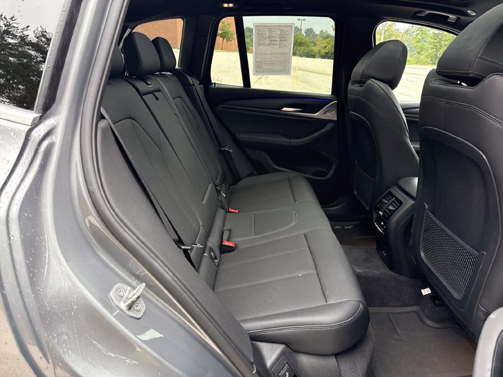 Used 2023 BMW X3 xDrive30i w/ Premium Package w/ZPA AWD/4WD image 29