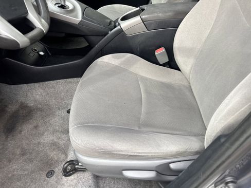 Used 2015 Toyota Prius Two image 15