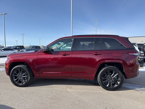 New 2026 Jeep Grand Cherokee Limited Reserve AWD/4WD image 6