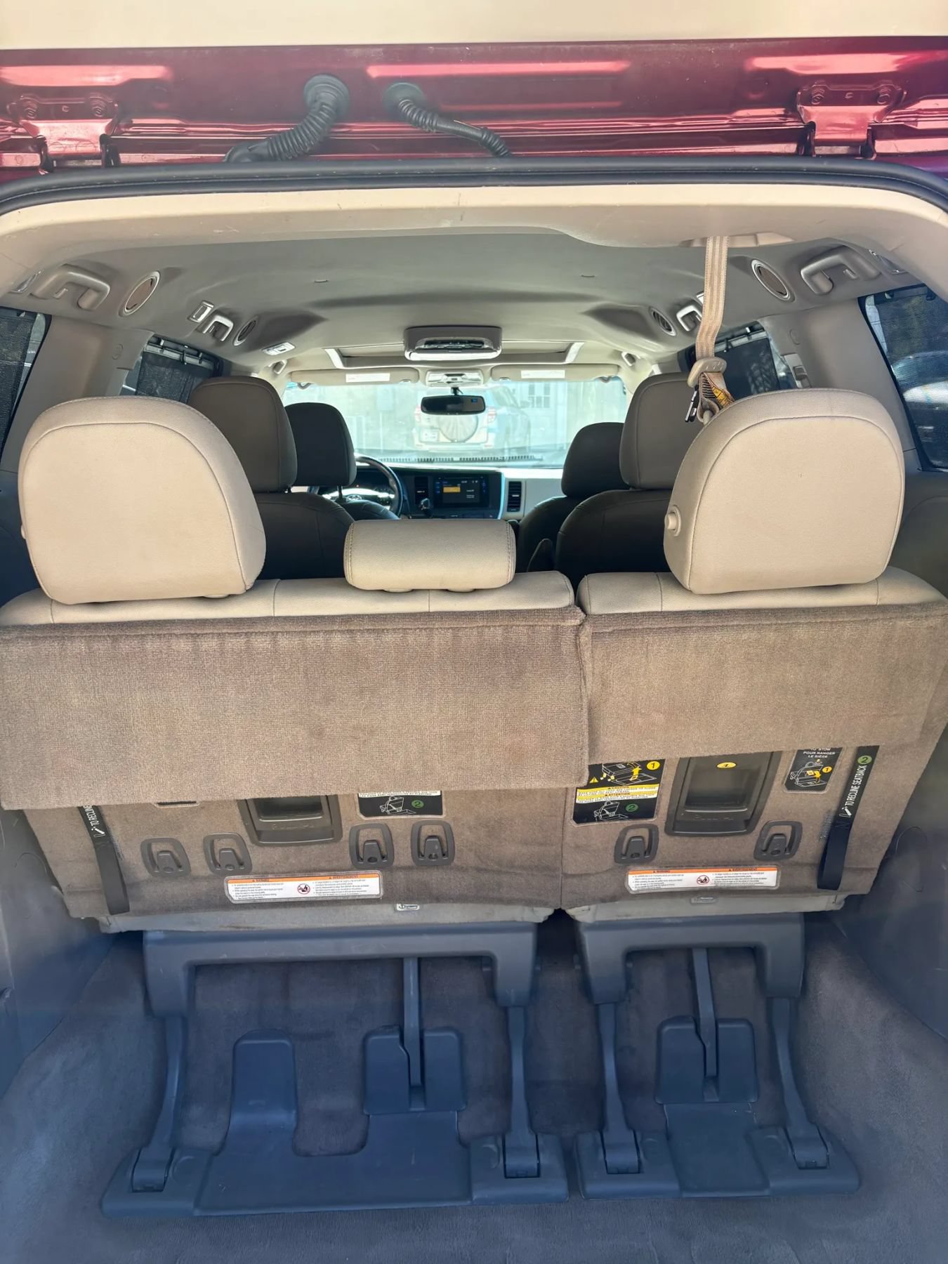 Used 2017 Toyota Sienna XLE AWD/4WD image 28