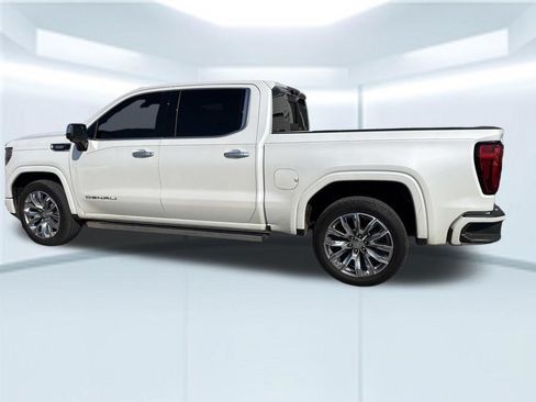 Used 2020 GMC Sierra 1500 Denali w/ Denali Ultimate Package AWD/4WD image 4