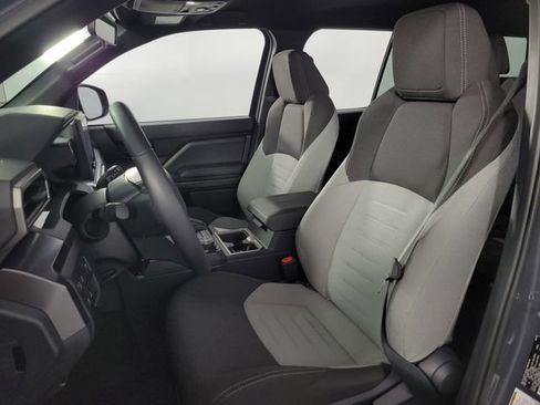 Used 2025 Toyota 4Runner TRD Off-Road image 14