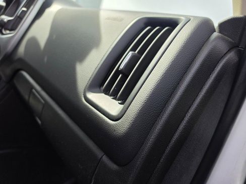 Used 2021 Chevrolet Colorado LT w/ Fleet Safety Package image 14