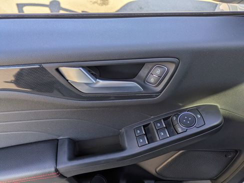 Certified 2023 Ford Escape ST-Line w/ Tech Pack #1 image 17