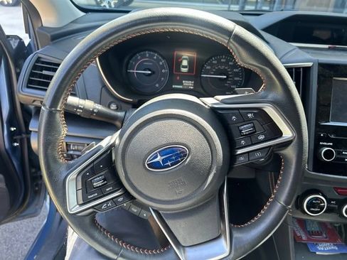 Used 2021 Subaru Crosstrek 2.0i Premium w/ Moonroof Package AWD/4WD image 10