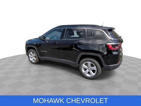 Used 2021 Jeep Compass Latitude w/ Convenience Group AWD/4WD image 6
