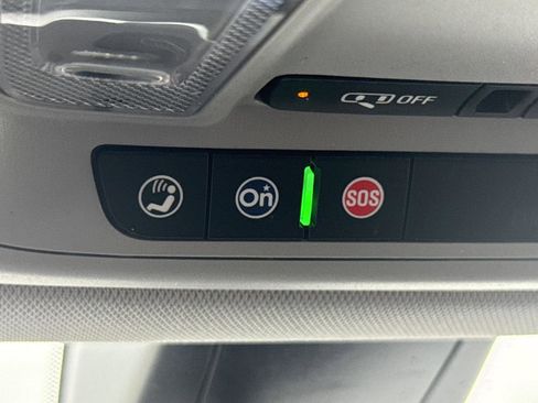 Used 2021 GMC Acadia SLE w/ Driver Convenience Package AWD/4WD image 24