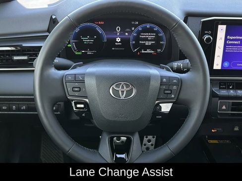 Used 2025 Toyota Camry XSE image 14