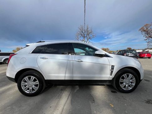 Used 2011 Cadillac SRX Luxury FWD image 9