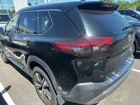 Used 2021 Nissan Rogue Platinum AWD/4WD image 3