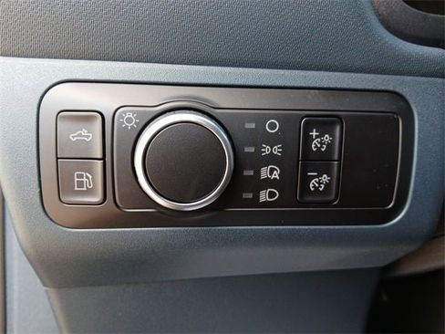 New 2025 Ford Maverick XLT image 22