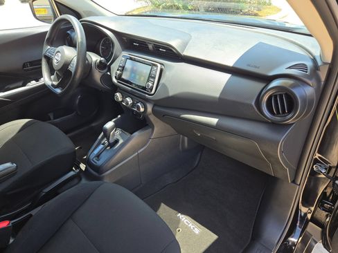 Used 2025 Nissan Kicks Play S FWD image 28