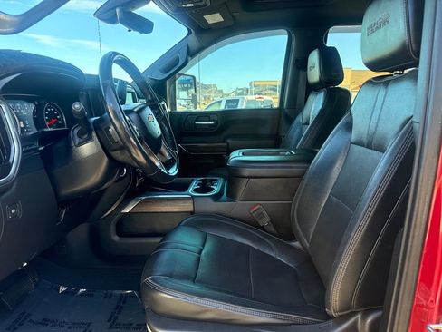 Used 2020 Chevrolet Silverado 2500 High Country w/ Z71 Off-Road Package image 9