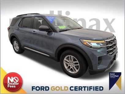Used 2025 Ford Explorer Active