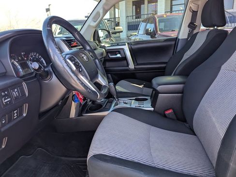 Used 2016 Toyota 4Runner SR5 image 26