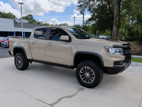Used 2021 Chevrolet Colorado ZR2 AWD/4WD image 3