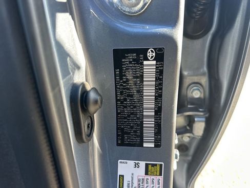 Used 2025 Toyota Corolla LE image 31