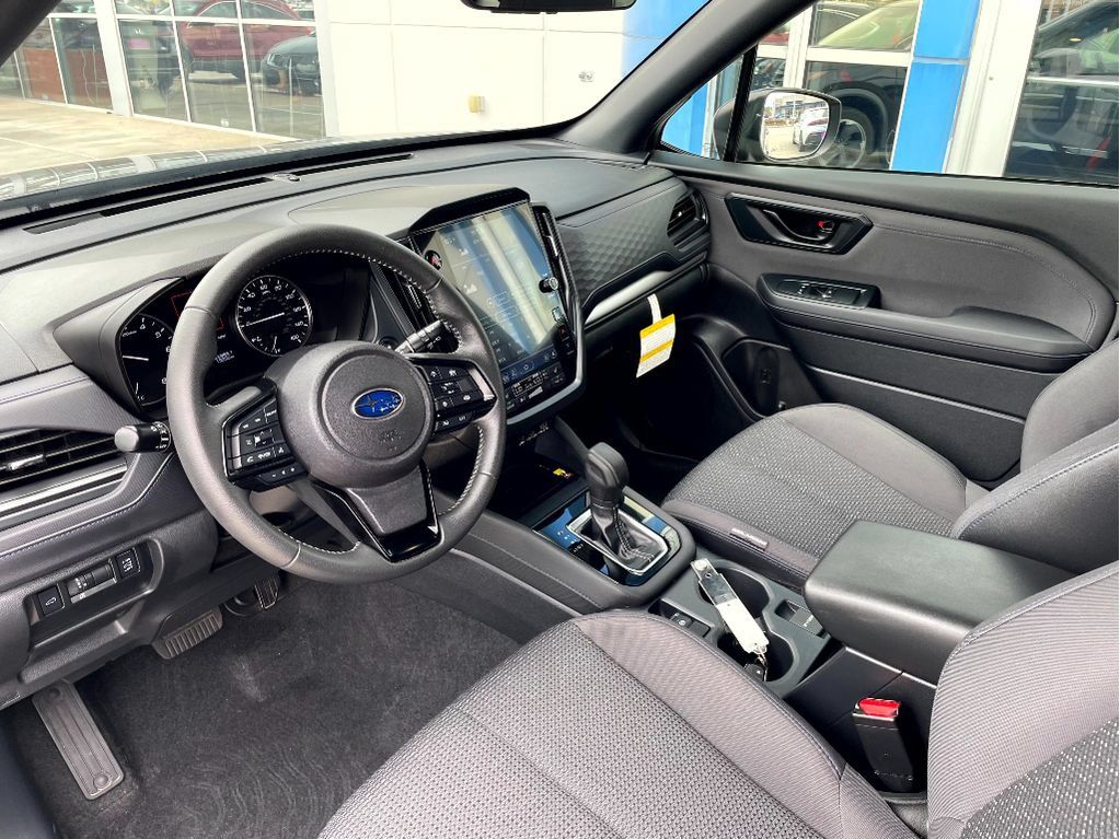 Used 2025 Subaru Forester Premium AWD/4WD image 12