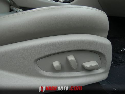 Used 2018 Cadillac CTS Luxury RWD image 28