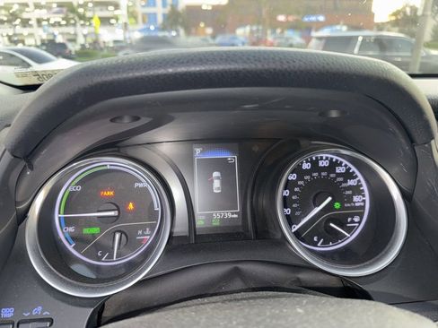 Used 2018 Toyota Camry LE image 29