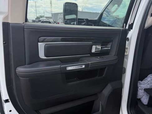 Used 2014 RAM 2500 Limited AWD/4WD image 7