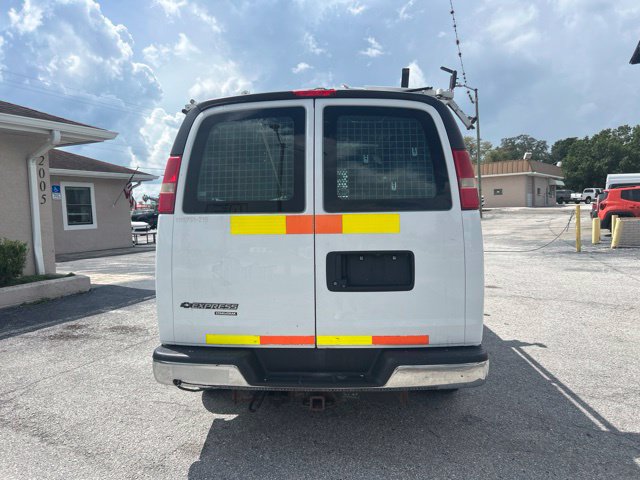 Used 2015 Chevrolet Express 2500 RWD image 6
