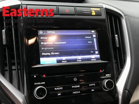 Used 2022 Subaru Ascent 8-Passenger AWD/4WD image 18