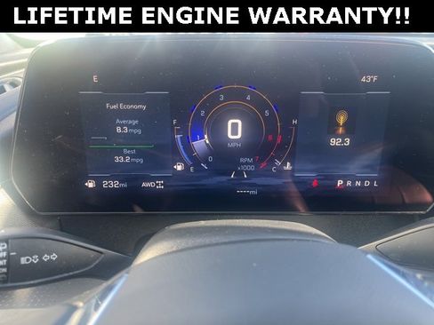 Used 2025 Chevrolet Traverse LT image 22