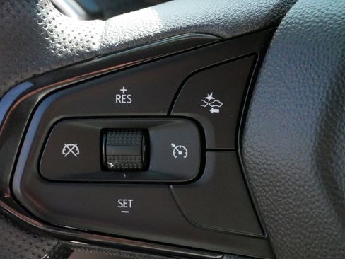 Used 2023 Chevrolet TrailBlazer LT w/ Convenience Package image 25