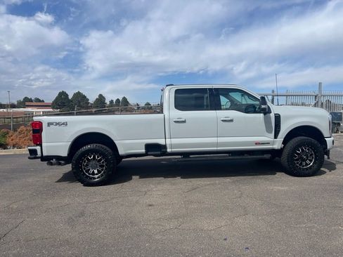 Used 2025 Ford F350 Lariat w/ Black Appearance Package image 6