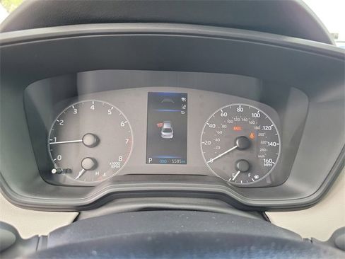 Used 2025 Toyota Corolla LE image 16