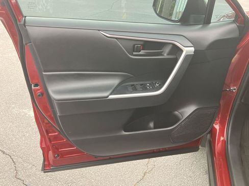 Used 2024 Toyota RAV4 LE FWD image 14