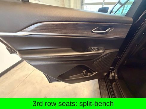 Used 2025 Jeep Grand Cherokee L Limited image 18