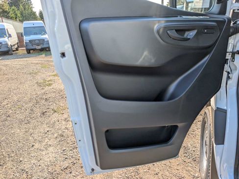 New 2025 Mercedes-Benz Sprinter 2500 image 21