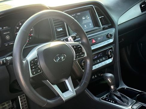 Used 2019 Hyundai Sonata Sport FWD image 18