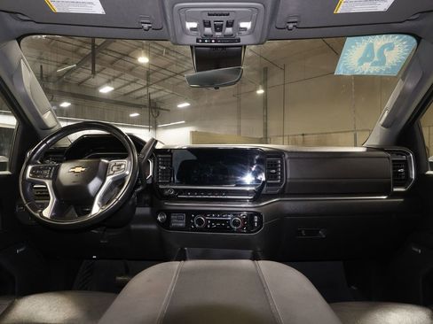 Certified 2024 Chevrolet Silverado 2500 LTZ w/ LTZ Premium Package image 30