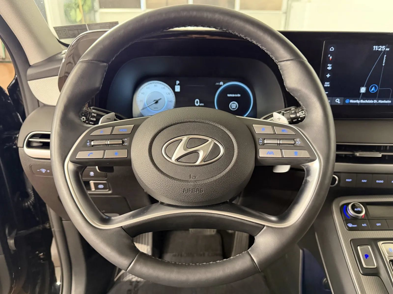 Used 2025 Hyundai Palisade SEL AWD/4WD image 18