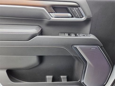 Used 2025 GMC Sierra 2500 Denali w/ Denali Reserve Package image 30