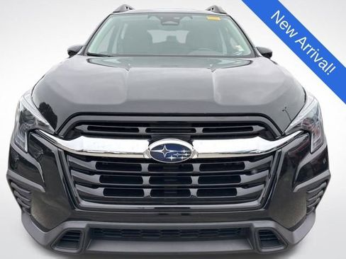 Certified 2024 Subaru Ascent Premium w/ Convenience Package AWD/4WD image 2