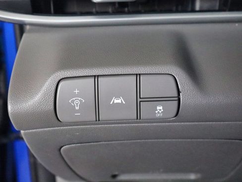 Used 2023 Hyundai Elantra SEL w/ Convenience Package FWD image 43