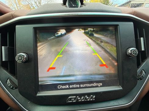 Used 2016 Maserati Ghibli S image 21