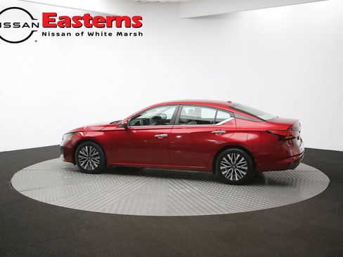 Used 2023 Nissan Altima 2.5 SV w/ SV Premium Package image 95