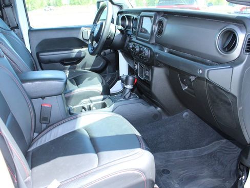 Used 2023 Jeep Gladiator Sport AWD/4WD image 26