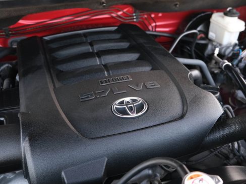 Used 2020 Toyota Tundra SR5 image 40